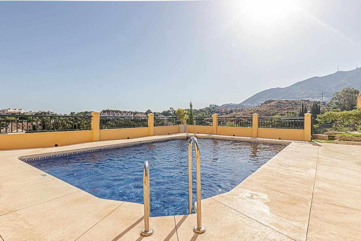 797 Holiday Rentals - Moderno Piso Para 5 Con Hermosas Vistas Benalmádena Εξωτερικό φωτογραφία